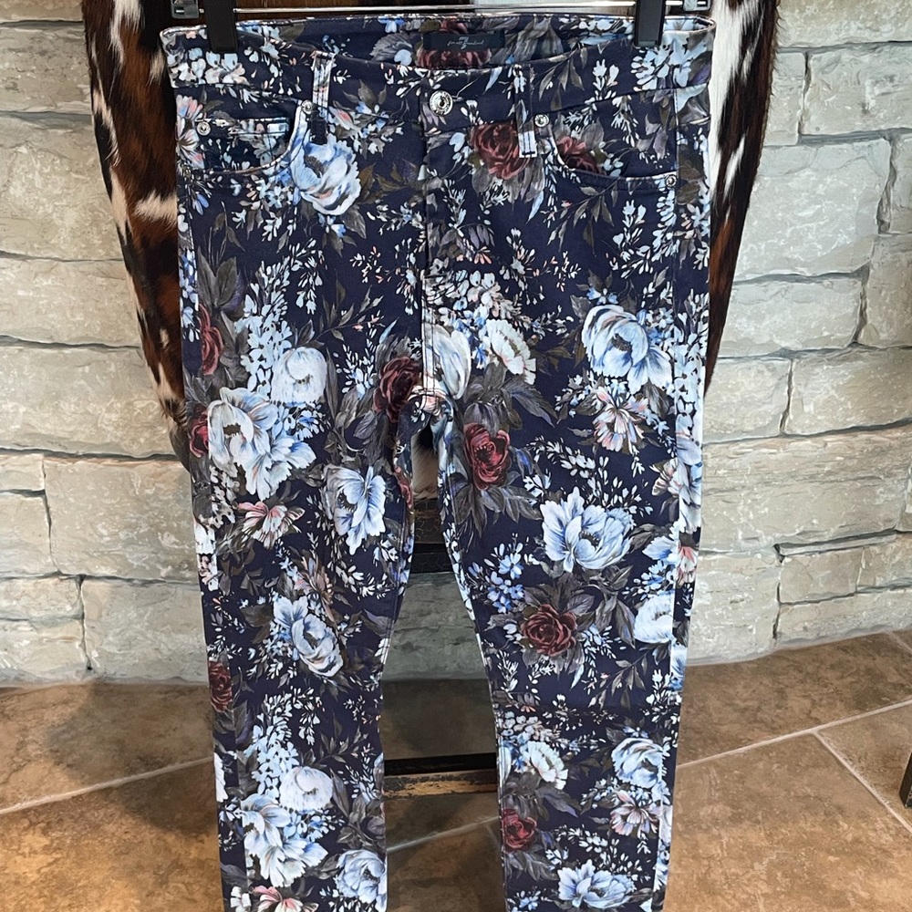 7 For All Mankind Skinny Jeans in Duchess Garden Print